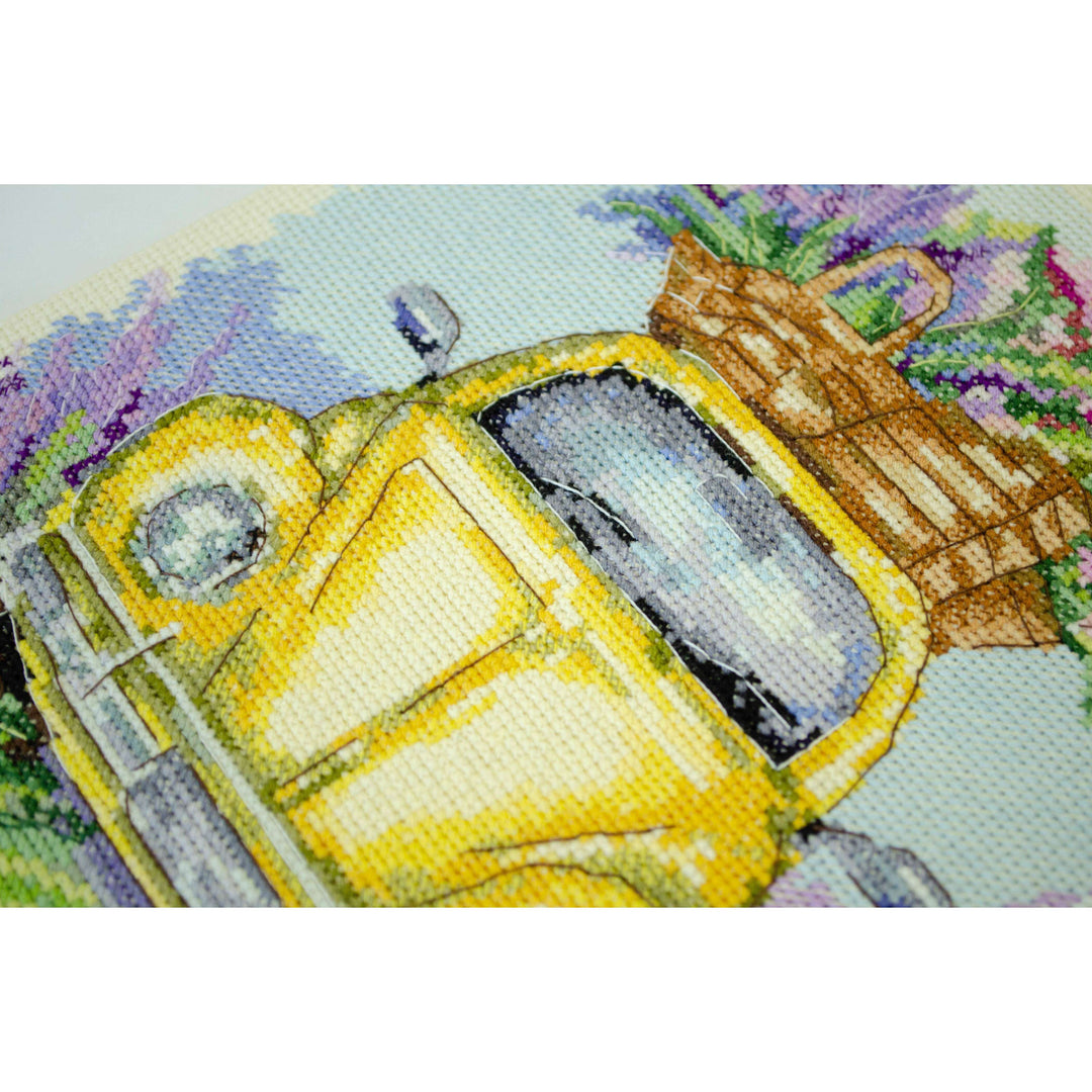 Cross-stitch kit - Adventures of Provence AH-276