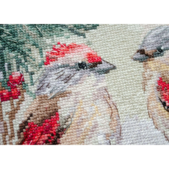 Cross-stitch kit - Chittering about winter AH-238