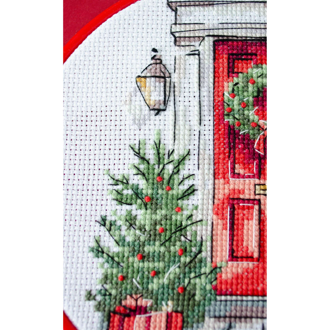 Cross-stitch kit - Festive welcome AHM-089