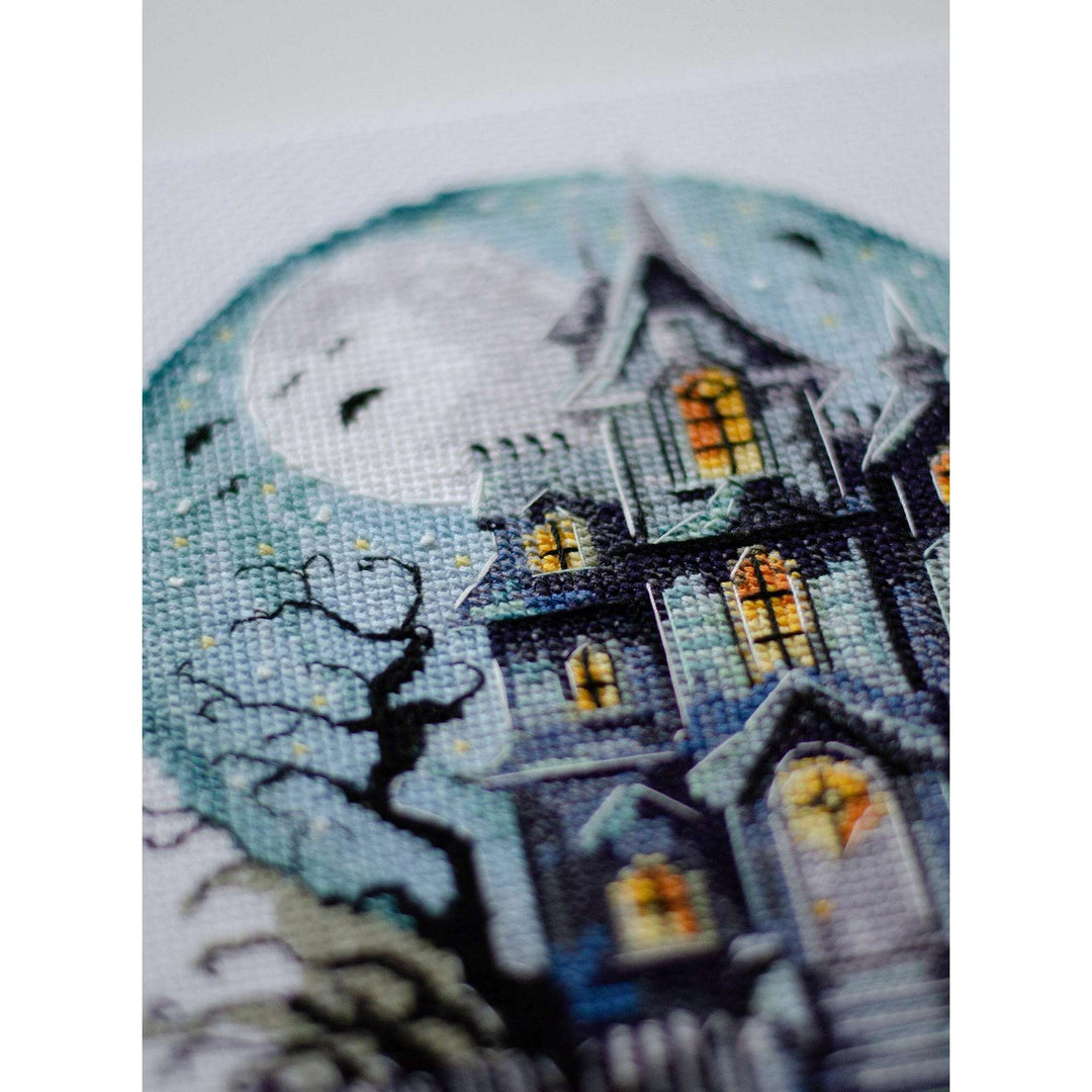 Cross-stitch kit - Haunted House AH-277