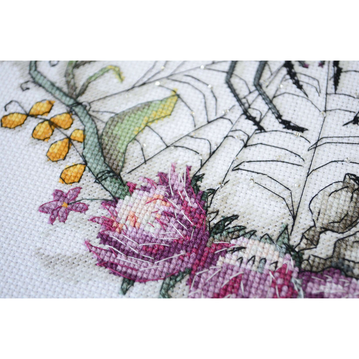 Cross-stitch kit - Lace of the Invisible World AH-266