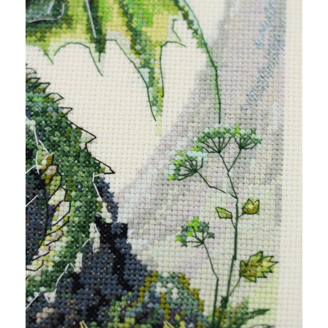 Cross-stitch kit - Lord of the mountain AH-279