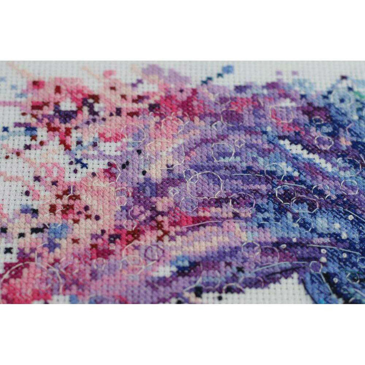 Cross-stitch kit Cha-cha-cha AH-092