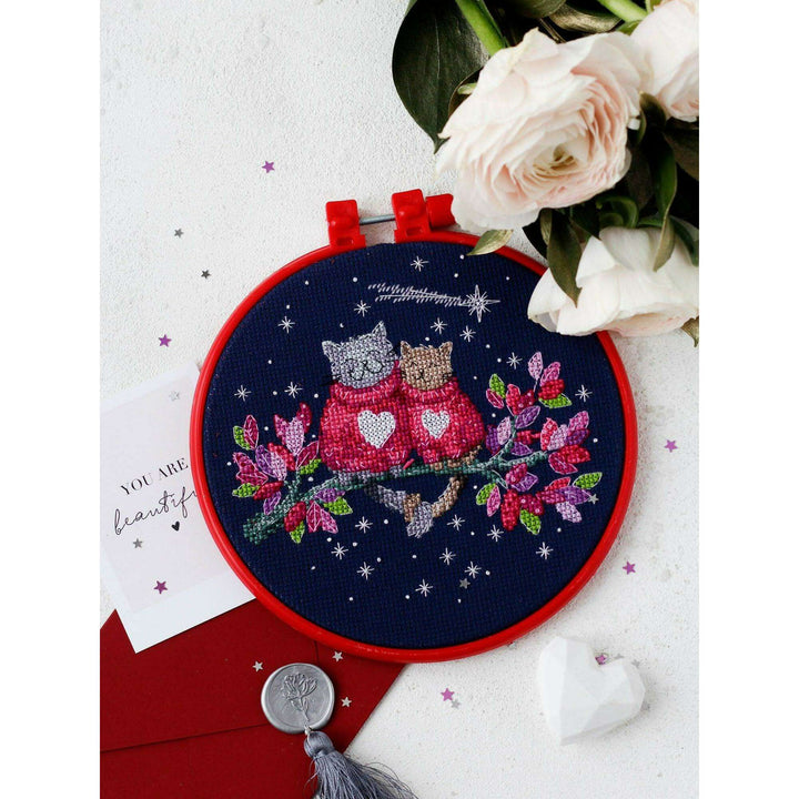 Cross-stitch kit Date under the stars AHM-037
