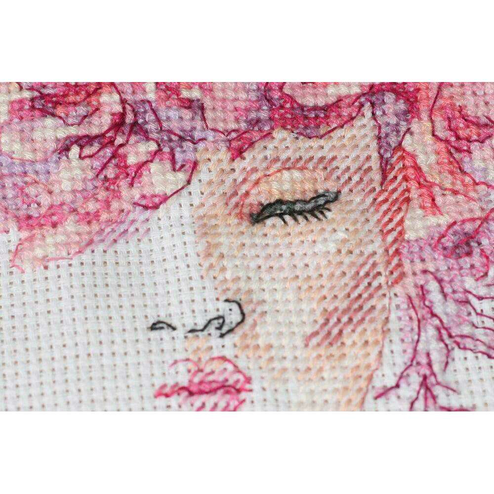 Cross-stitch kit Flower grace AH-172