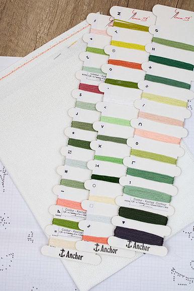 Leaves and Flowers B1162L Counted Cross-Stitch Kit