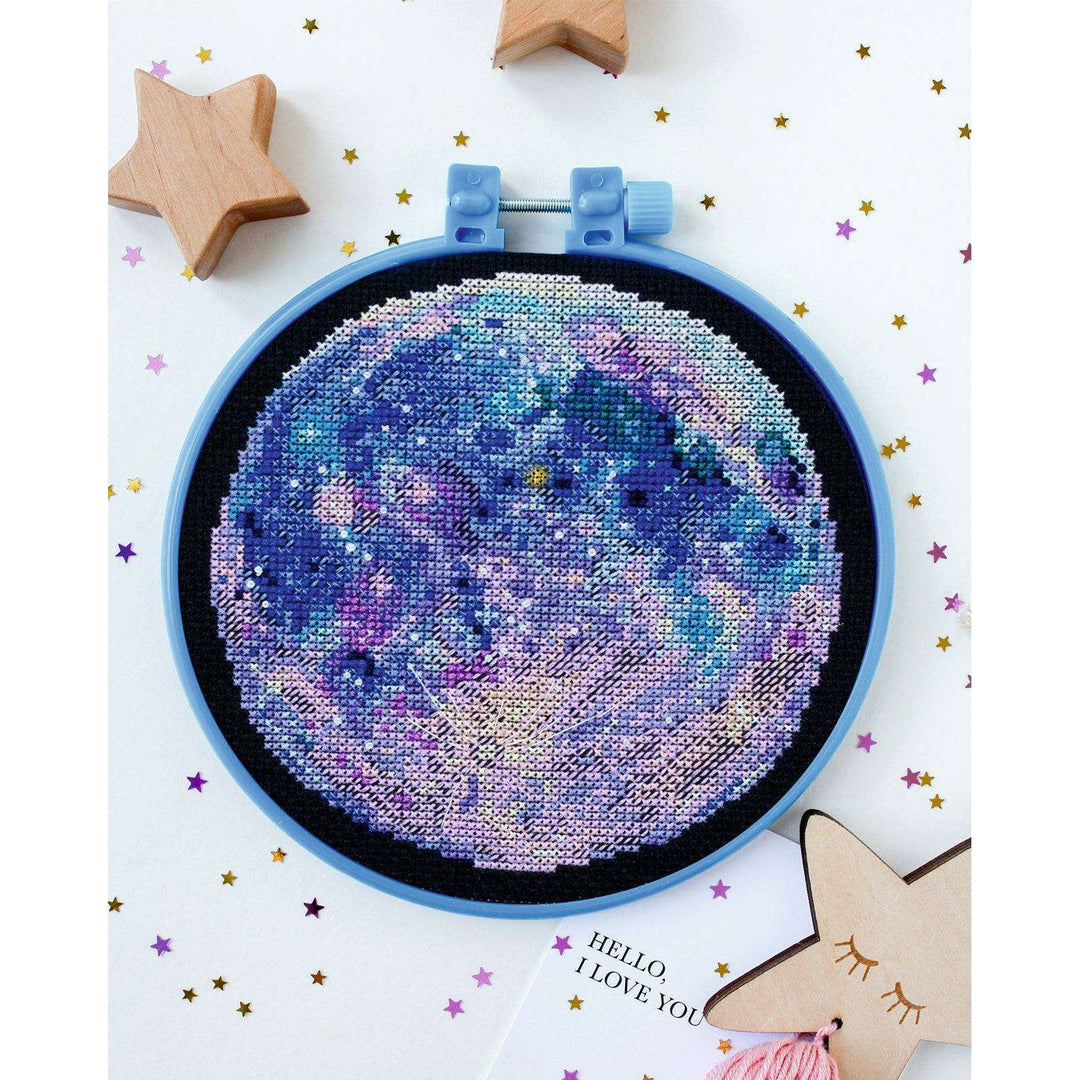 Cross stitch kit Moon's melody AHM-060