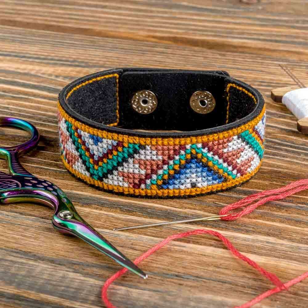 Cross-stitch kit on artificial leather FLHL-031