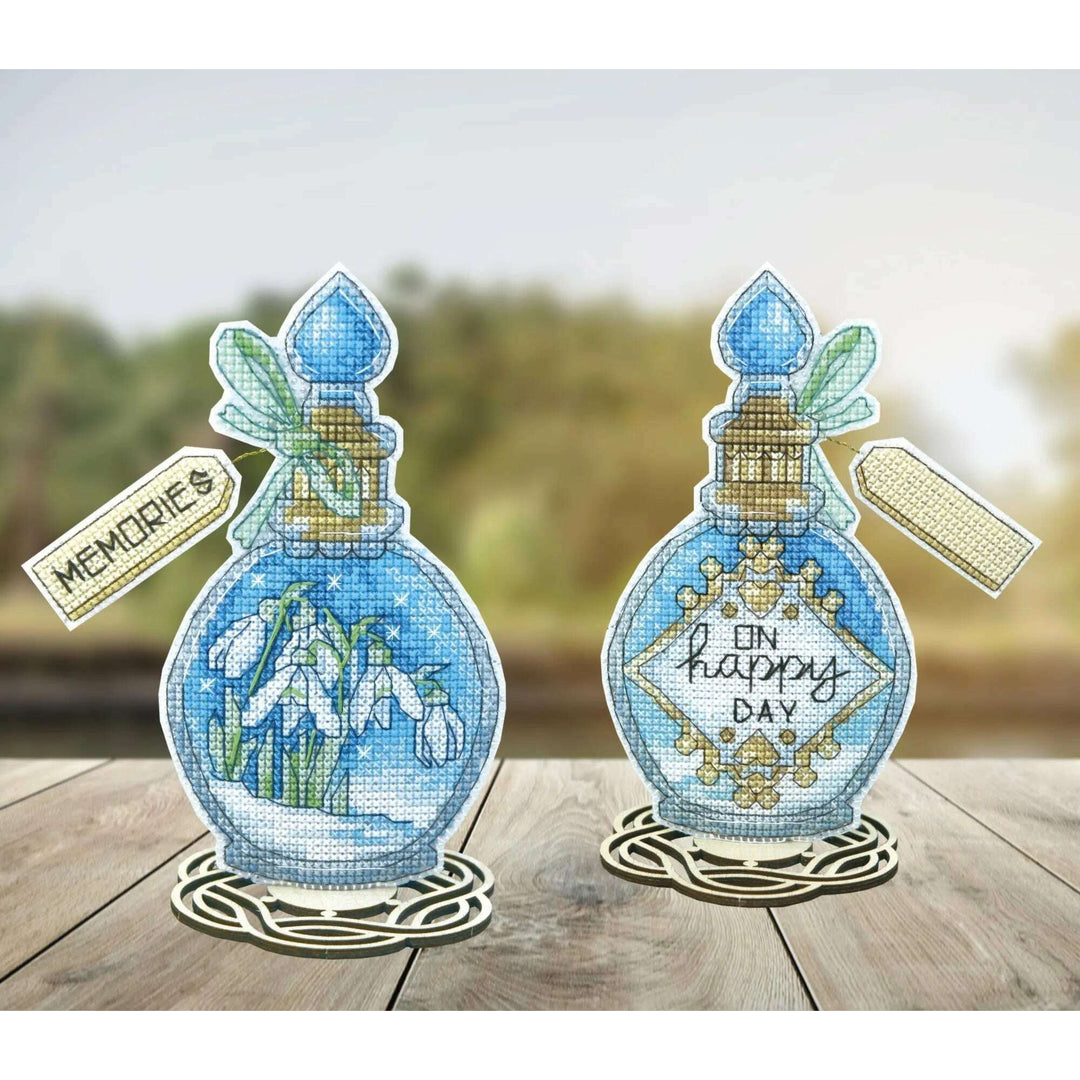 Cross-stitch kit T-73C Scent of Life
