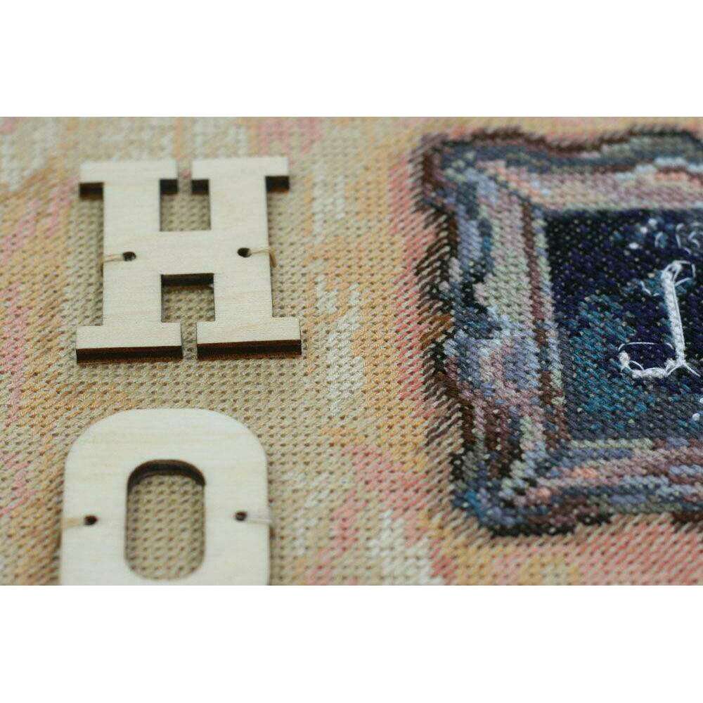 Cross-stitch kit Warm at home AH-059