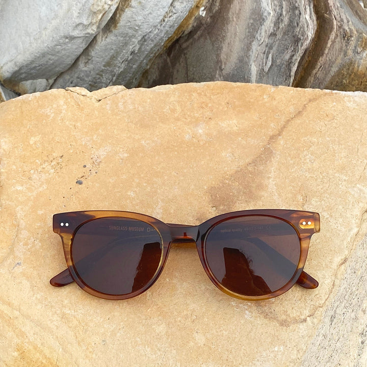 Round Hipster Sunglass with Polarized Lens - Darcy