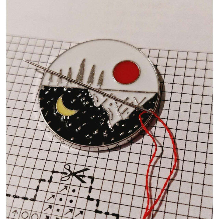 Day/Night Magnetic Needle Minder F07M10-2 Day/Night
