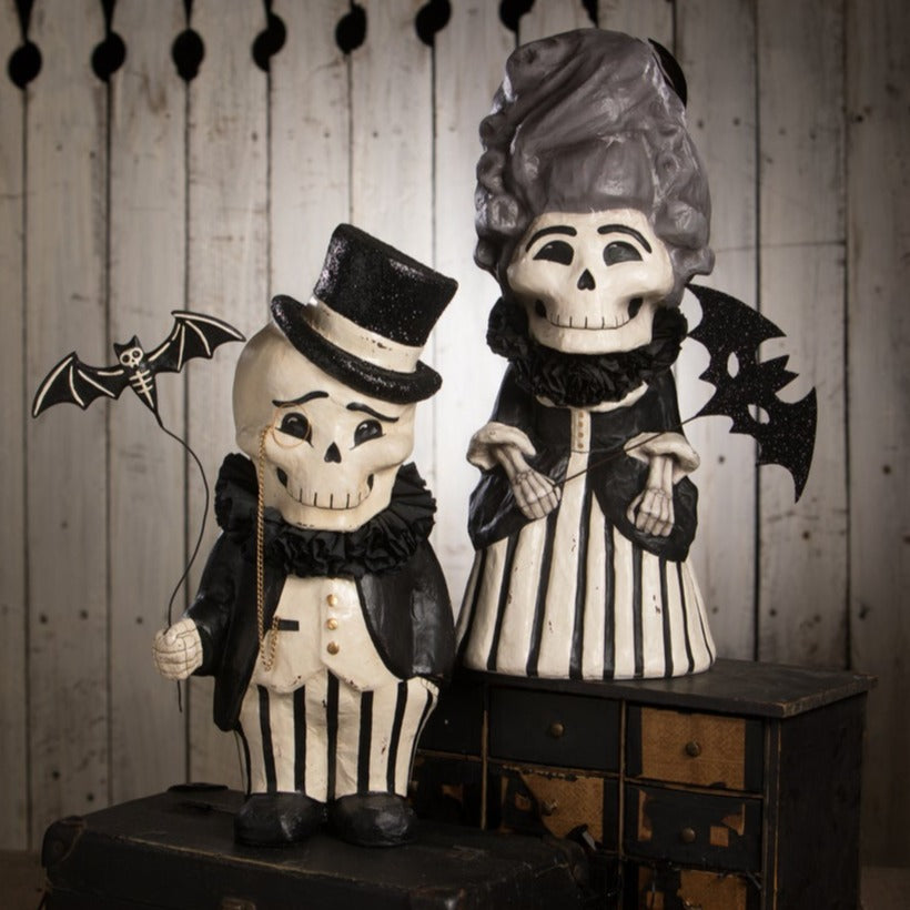 XL Desiree & Desmond Skelly Couple by Bethany Lowe Designs