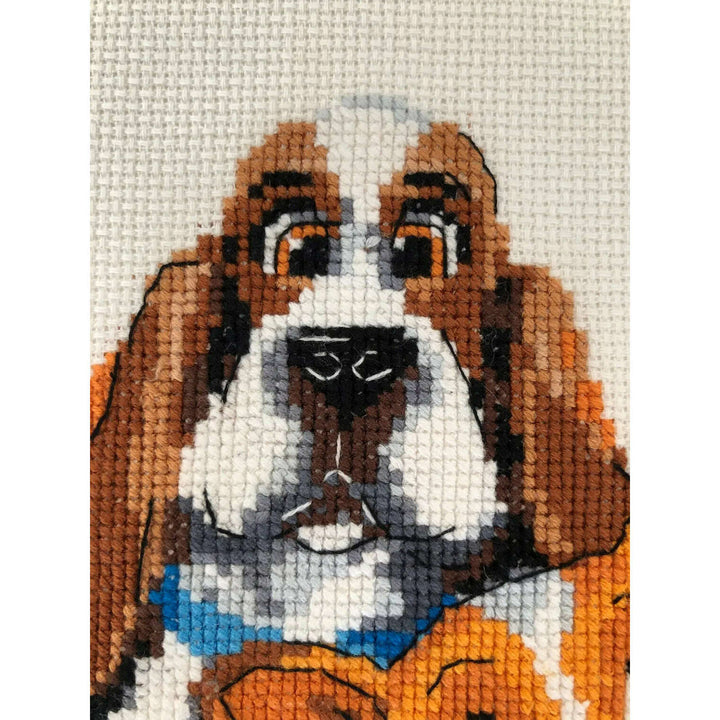 Dog Show R1923 Counted Cross Stitch Kit