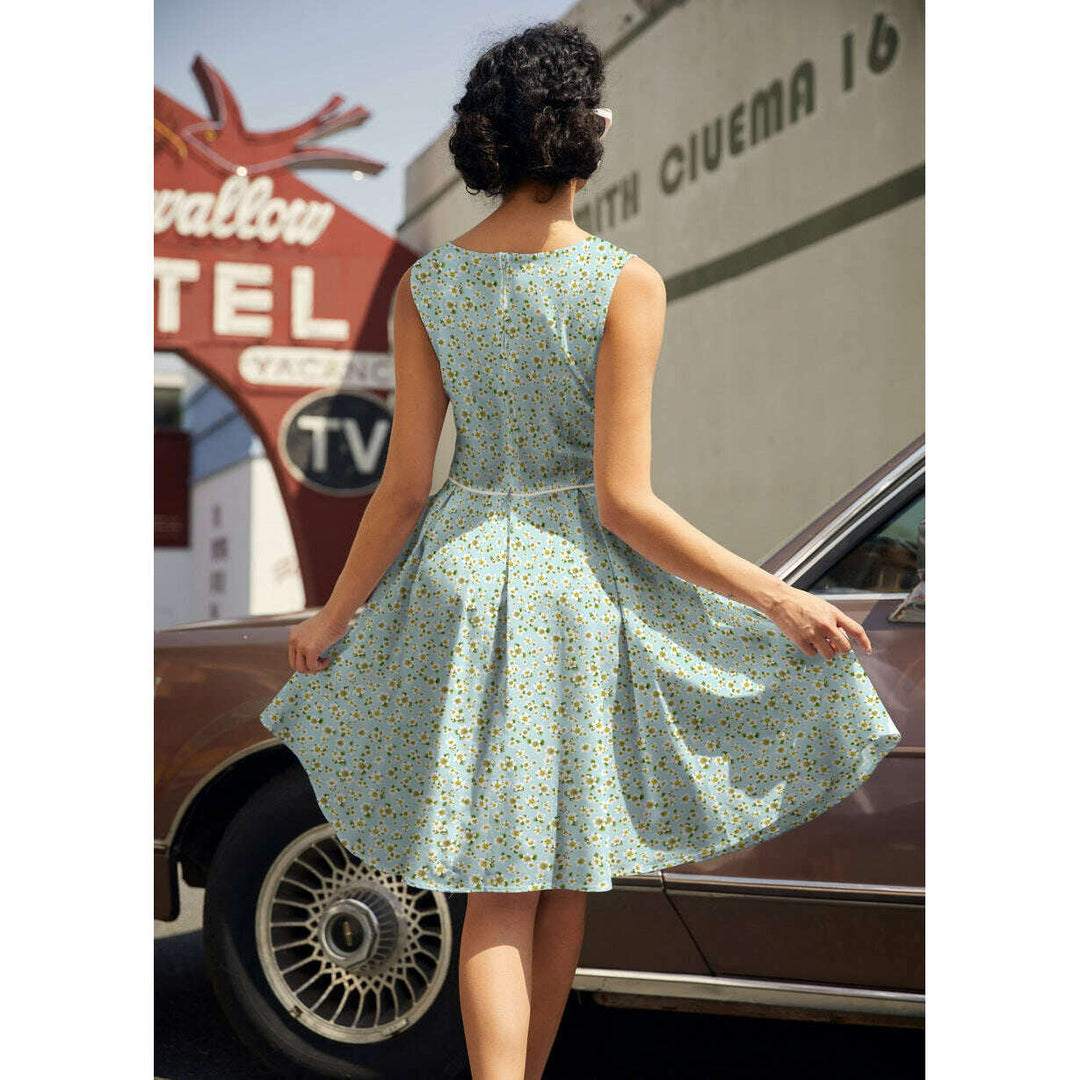 Elizabeth Dress in Petite Floral