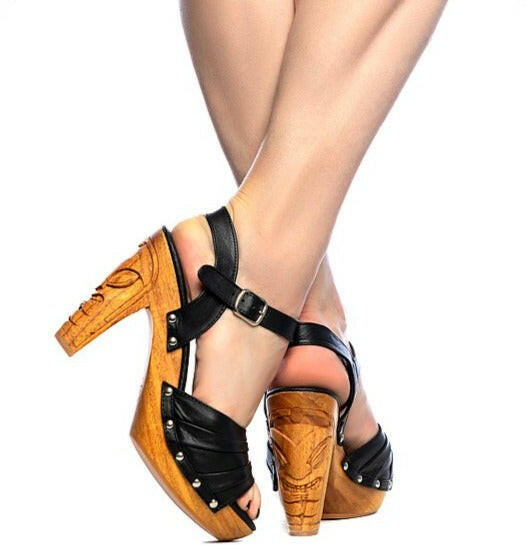 the Rockin' Tiki/with Ankle Strap - in Black Leather