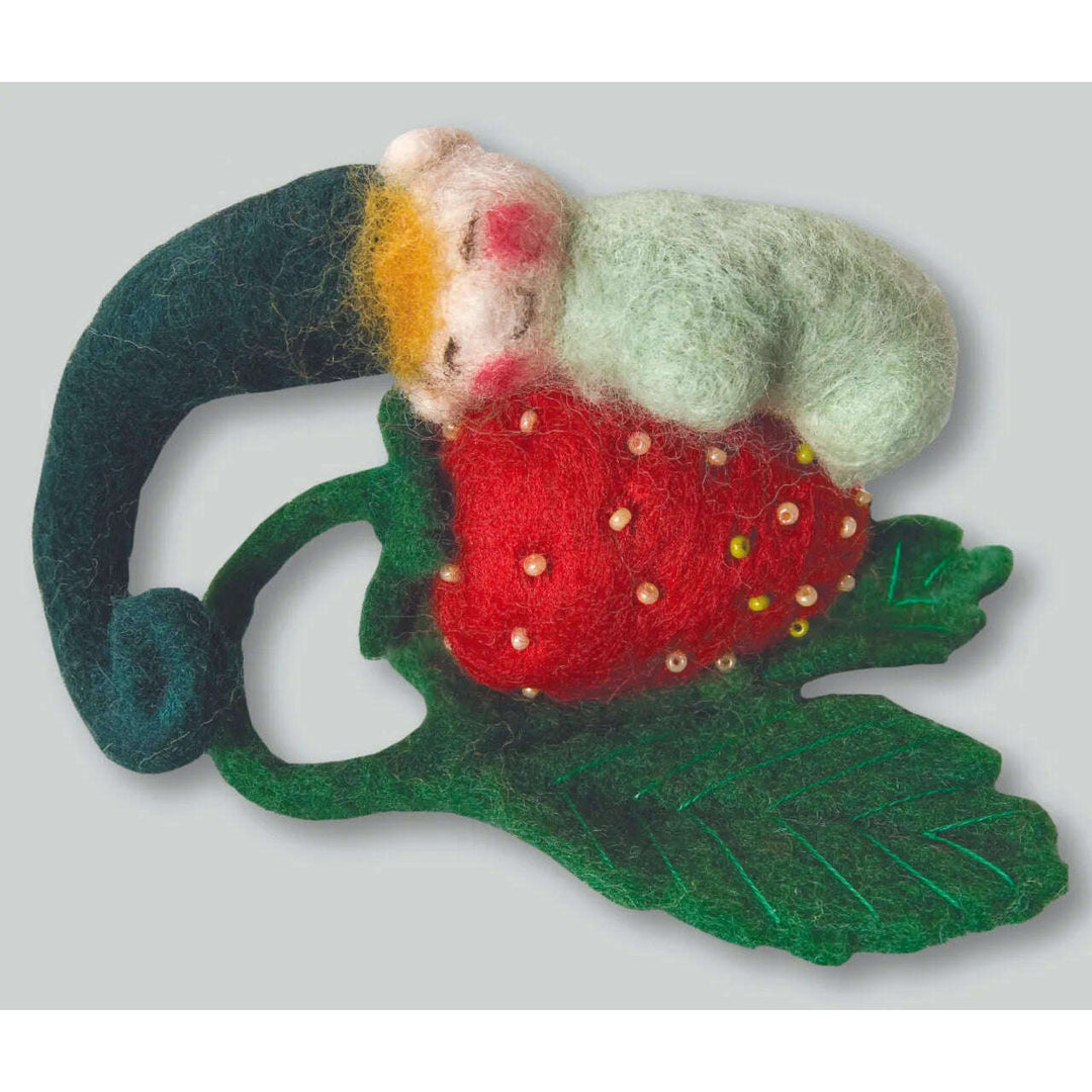 Felting kit V-87C ''Sweet world''