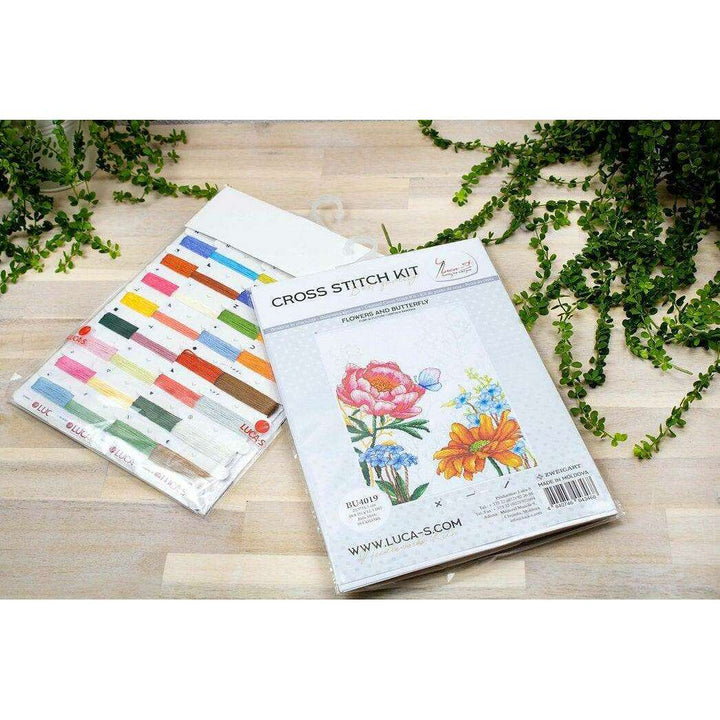 Flowers and Butterfly BU4019L Counted Cross-Stitch Kit
