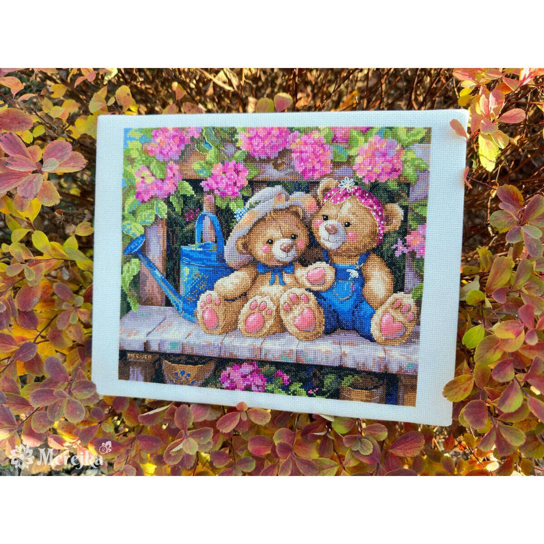 Garden Friends K-265 Counted Cross-Stitch Kit