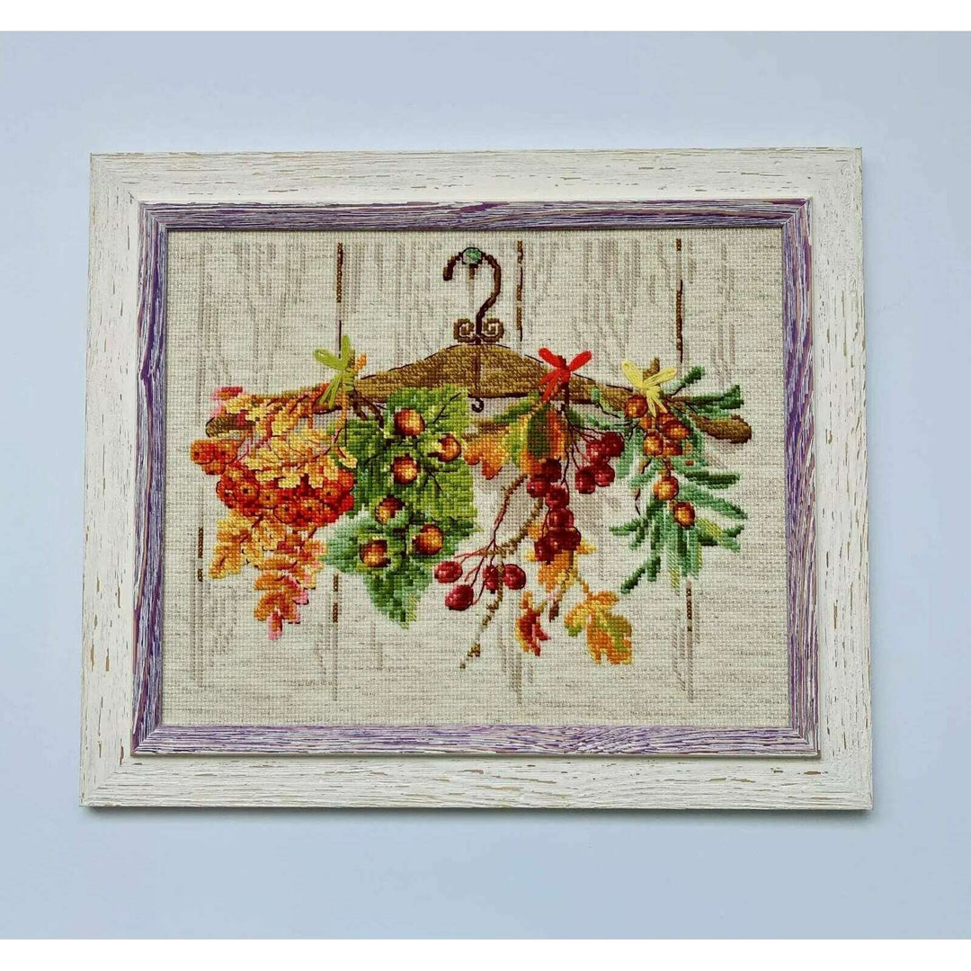 Gifts of Autumn R2037 Counted Cross Stitch Kit