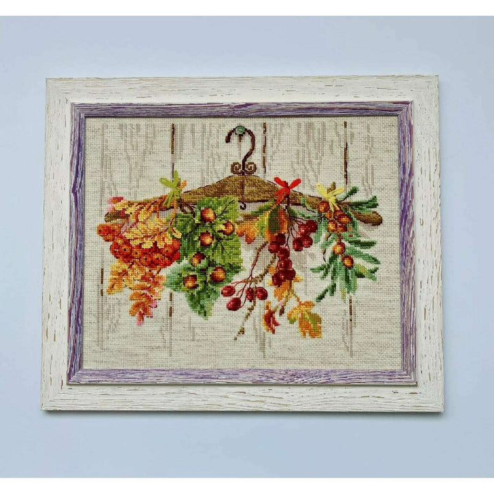 Gifts of Autumn R2037 Counted Cross Stitch Kit