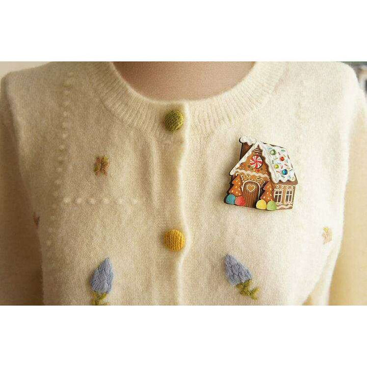 Gingerbread House Brooch by LaliBlue - Quirks!