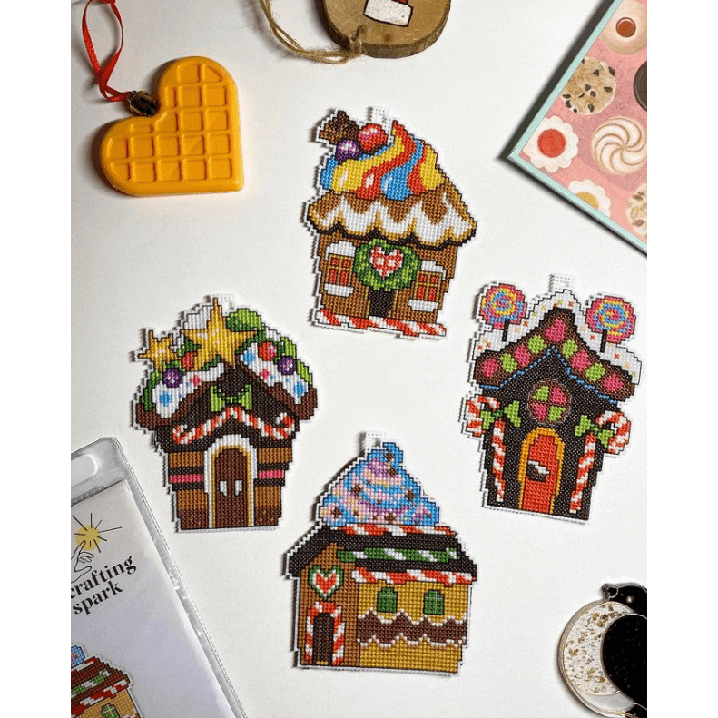 "Gingerbread Houses" 127CS Counted Cross-Stitch Kit