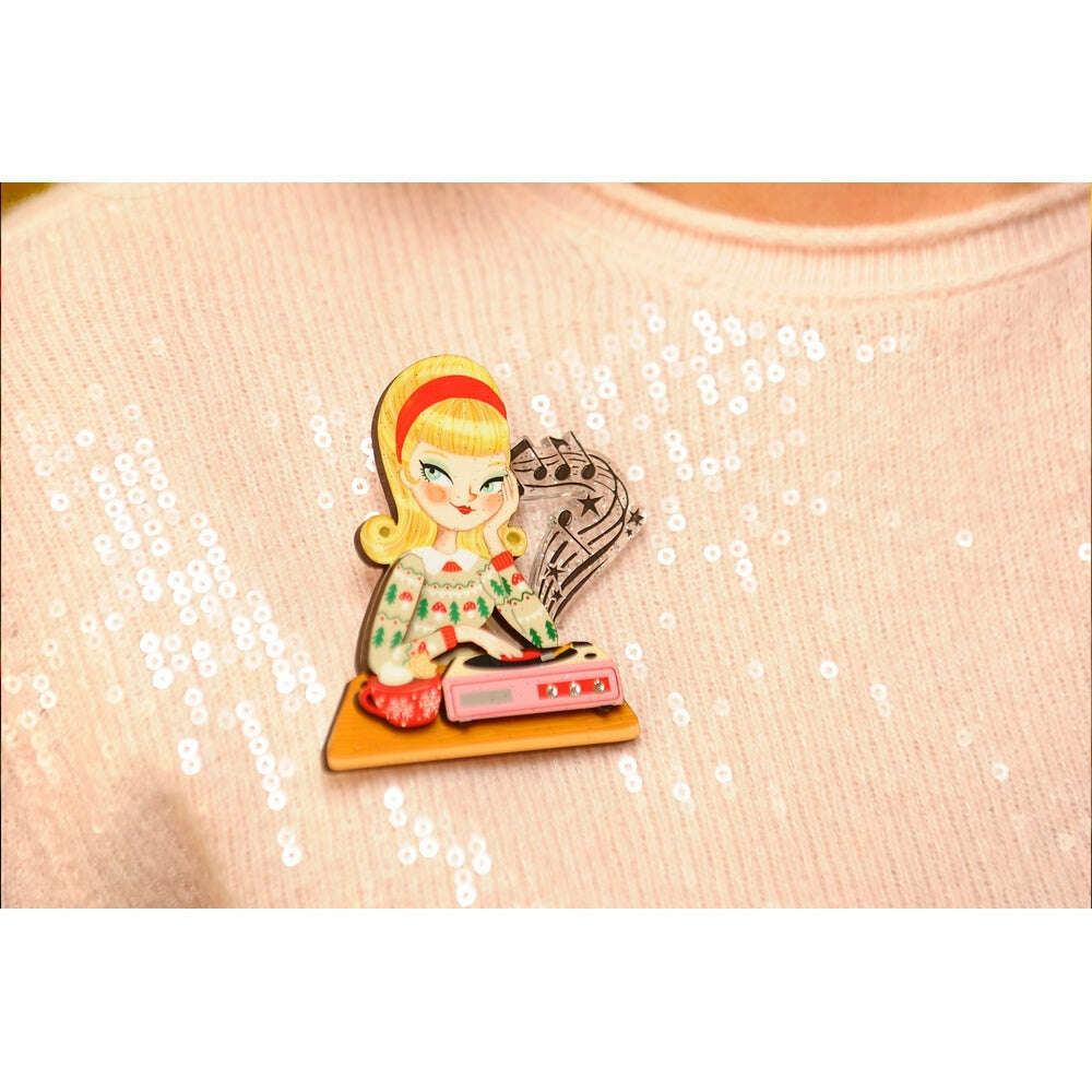 Girl with A Record Player Brooch by Laliblue – view 4