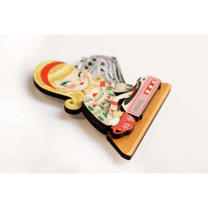 Girl with A Record Player Brooch by Laliblue – view 5