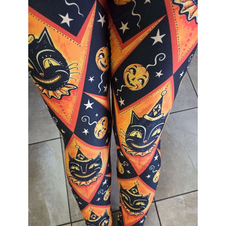 "Grinning Jack" (Johanna Parker Exclusive) Orange Vintage Cat - High-quality Handcrafted Vibrant Leggings