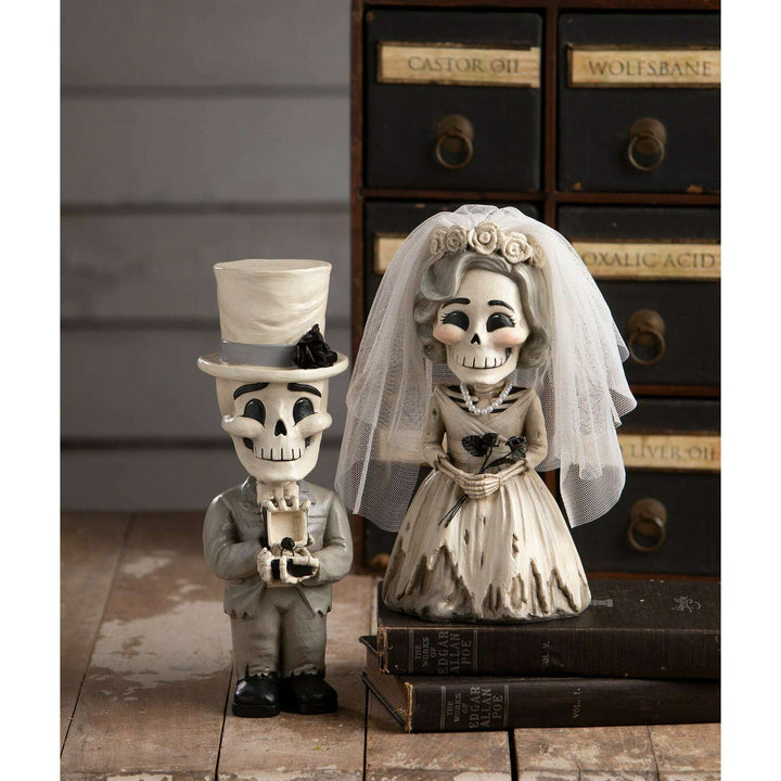 Groom Mortimer Skelly by Bethany Lowe Designs, image 4