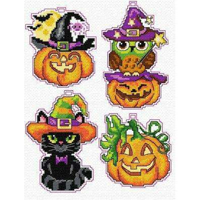 Halloween 137CS Counted Cross-Stitch Kit
