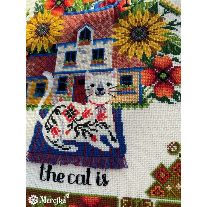 Home is where the cat is K-220 Counted Cross-Stitch Kit