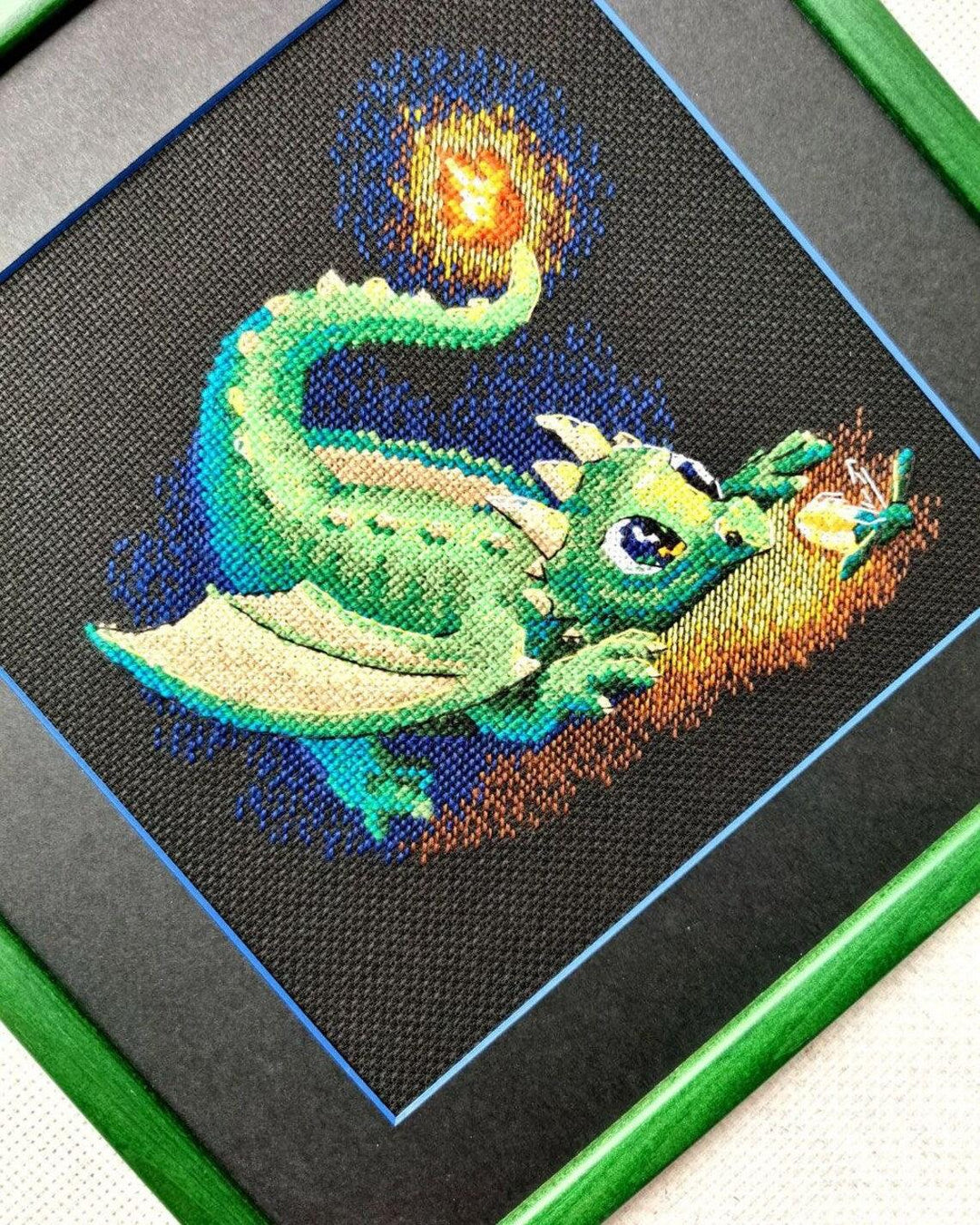 Naughty Sparkles R2160 Counted Cross Stitch Kit