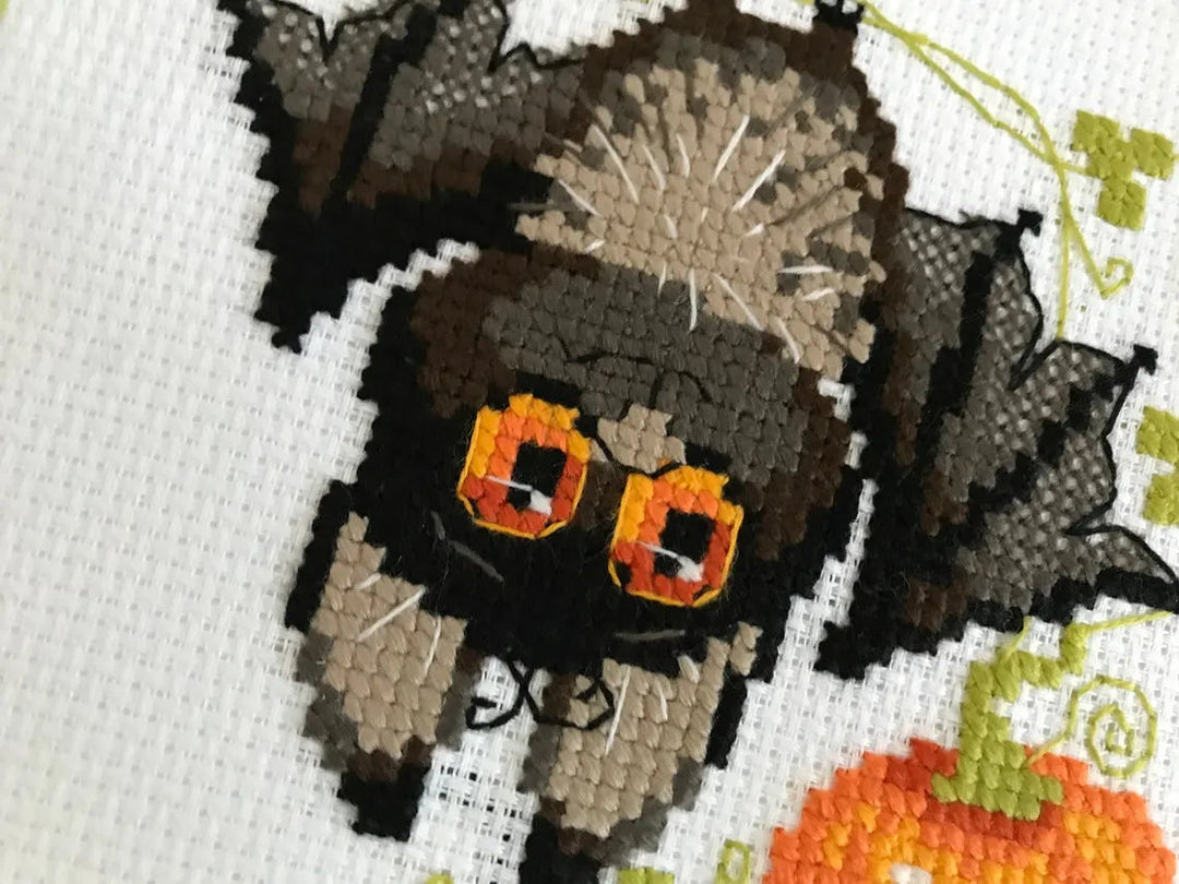 Upside Down R1918 Counted Cross Stitch Kit