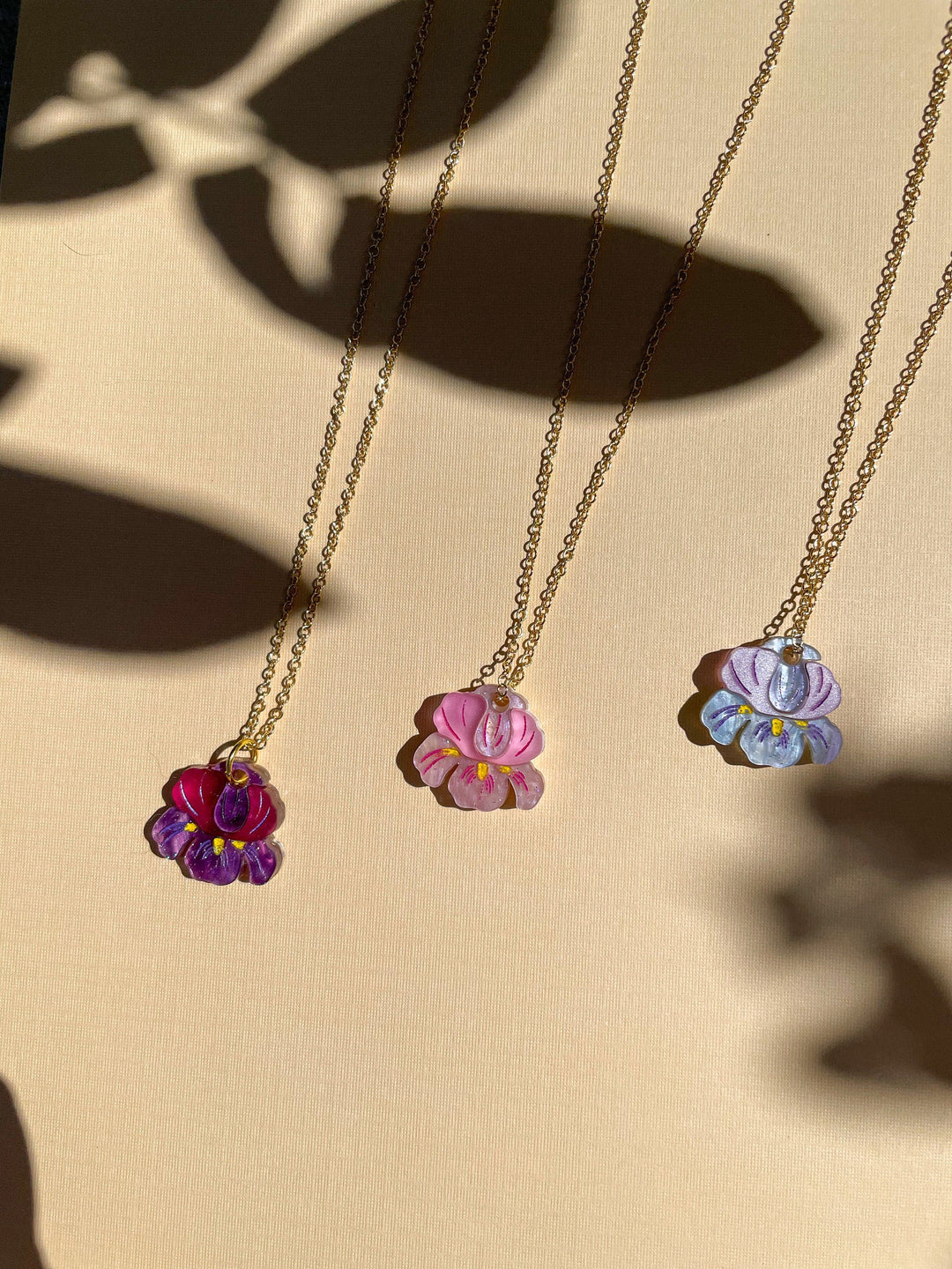 Mini Iris Necklace