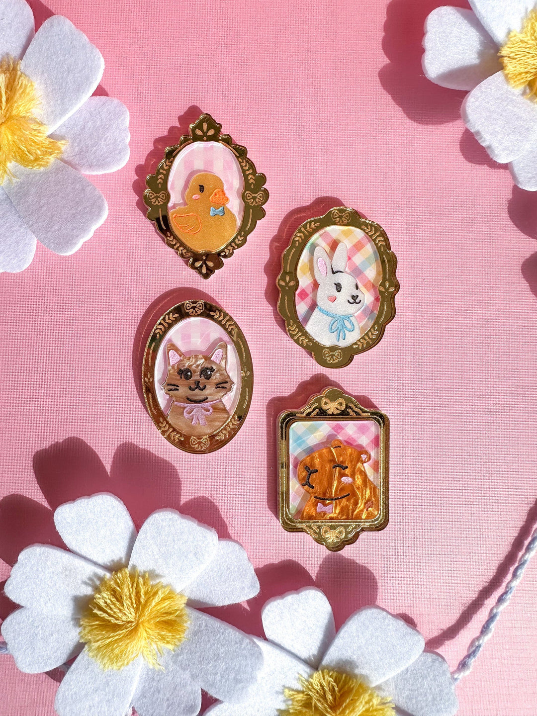 Animal Portraits Frame Magnet/Brooch