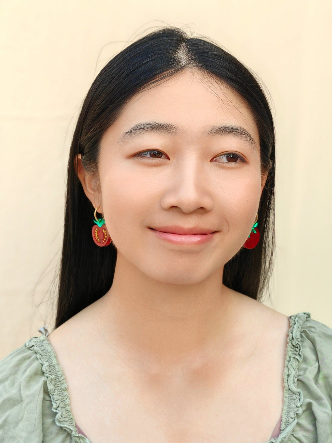 Mismatch Tomato Dangle