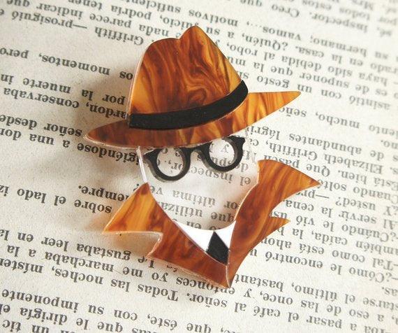 Invisible Man Brooch By LaliBlue - Quirks!