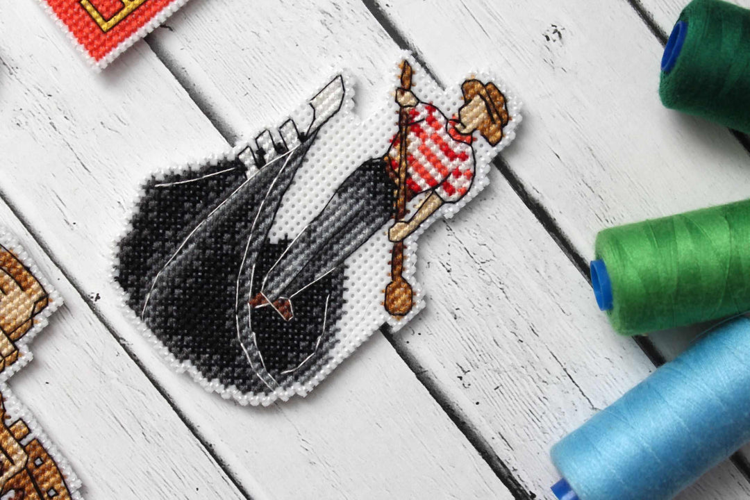 Italy Magnets P-309 / SR-309 Plastic Canvas Counted Cross Stitch Kit