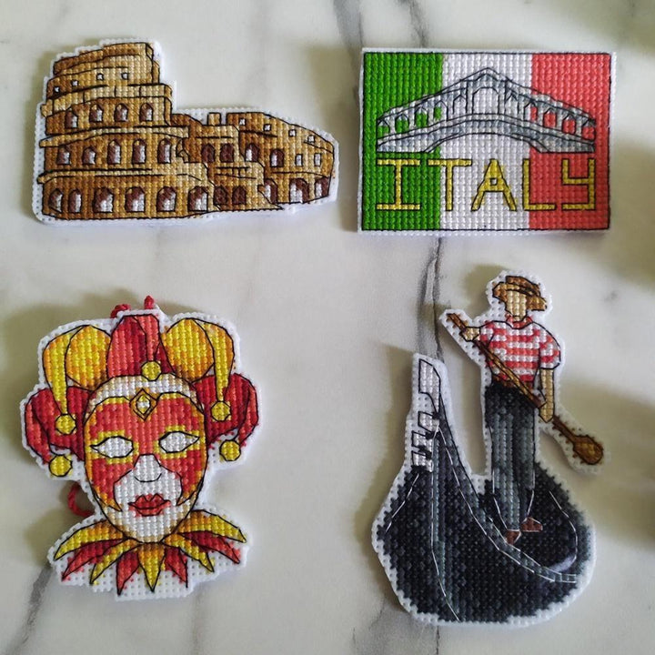 Italy Magnets P-309 / SR-309 Plastic Canvas Counted Cross Stitch Kit