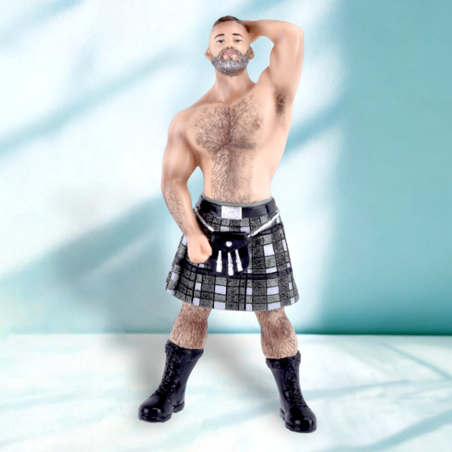 Kilt Bear by December Diamonds 