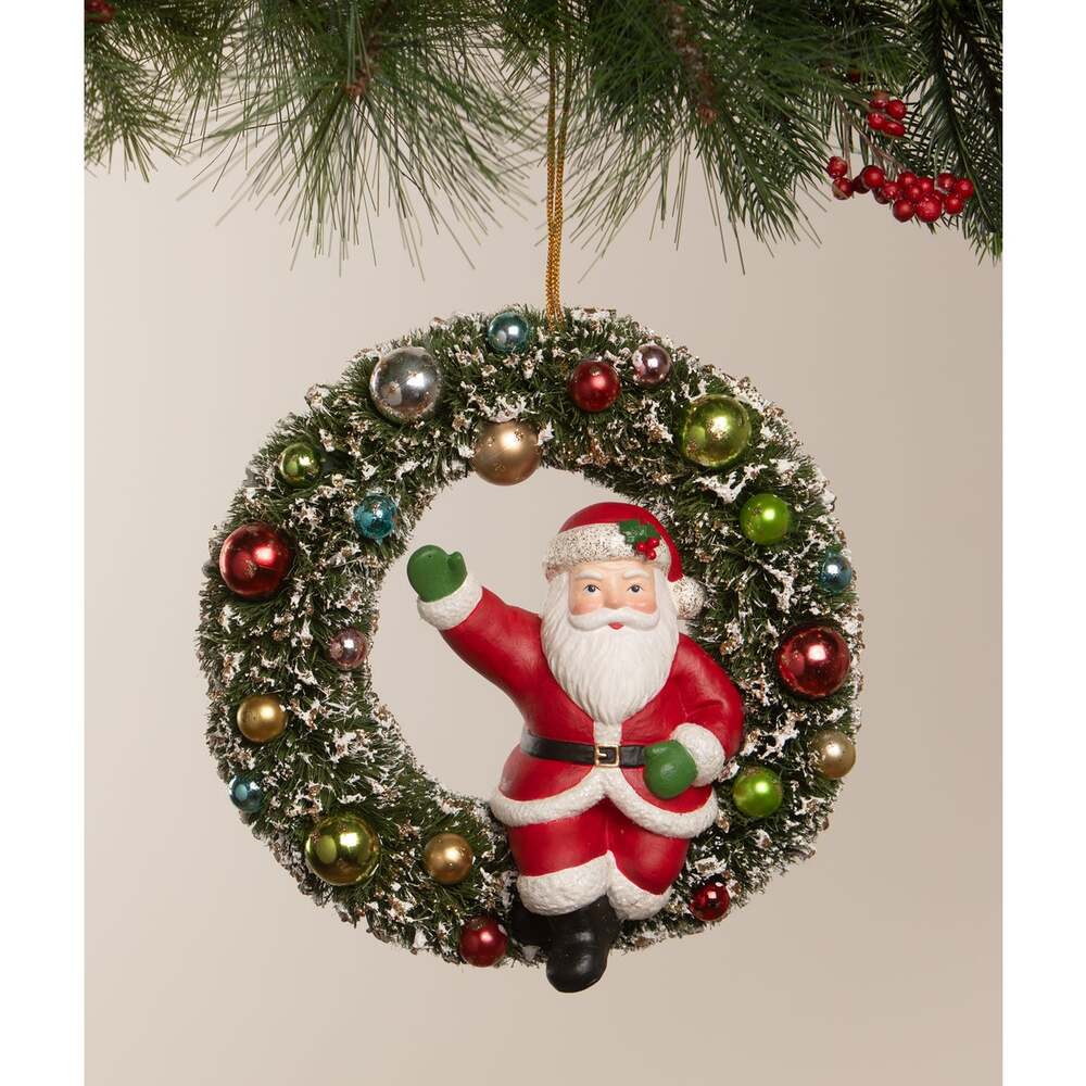 Kitschmas Santa in Wreath by Bethany Lowe Designs