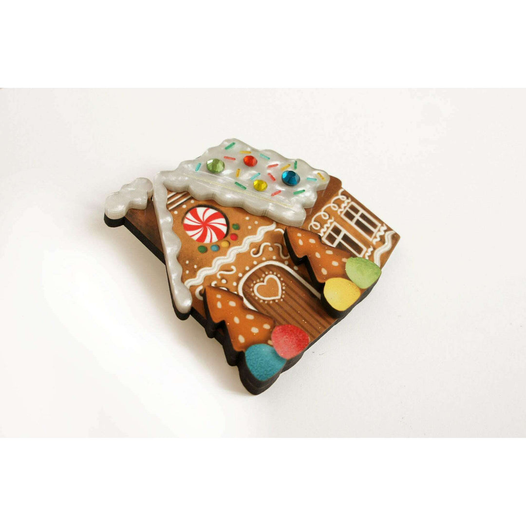Gingerbread House Brooch by Laliblue