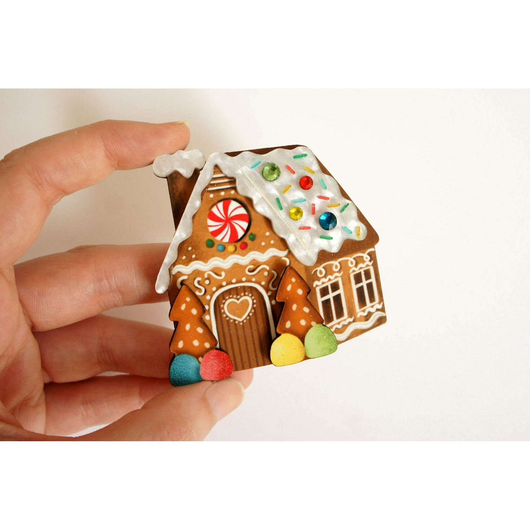 Gingerbread House Brooch by Laliblue