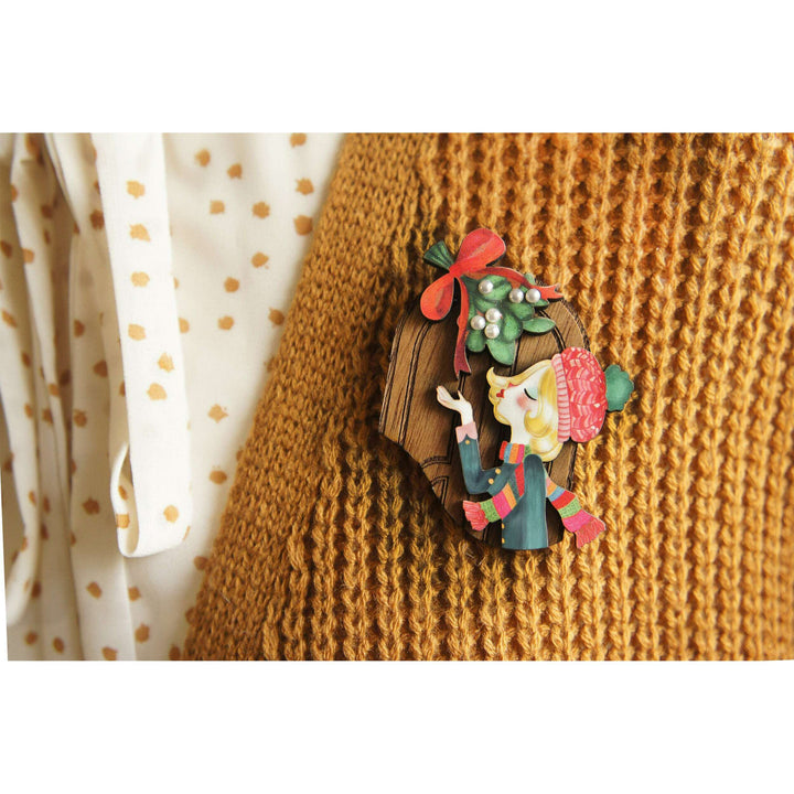 Kiss Me Under the Mistletoe Brooch by Laliblue