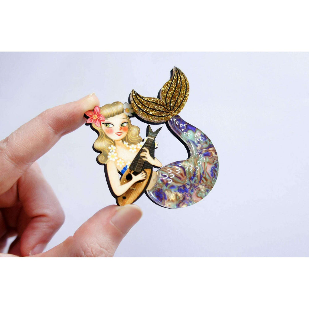Mermaid Brooch by Laliblue