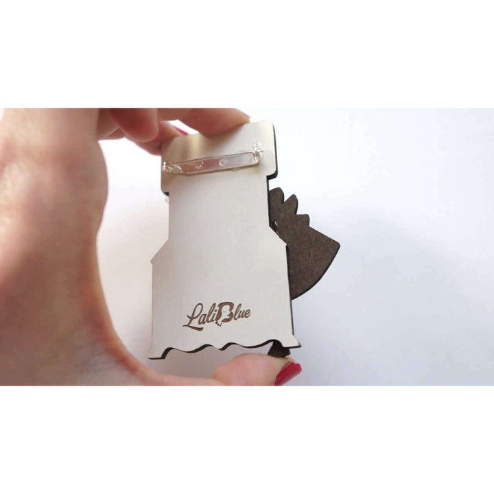 Tea Pin Up Brooch by Laliblue