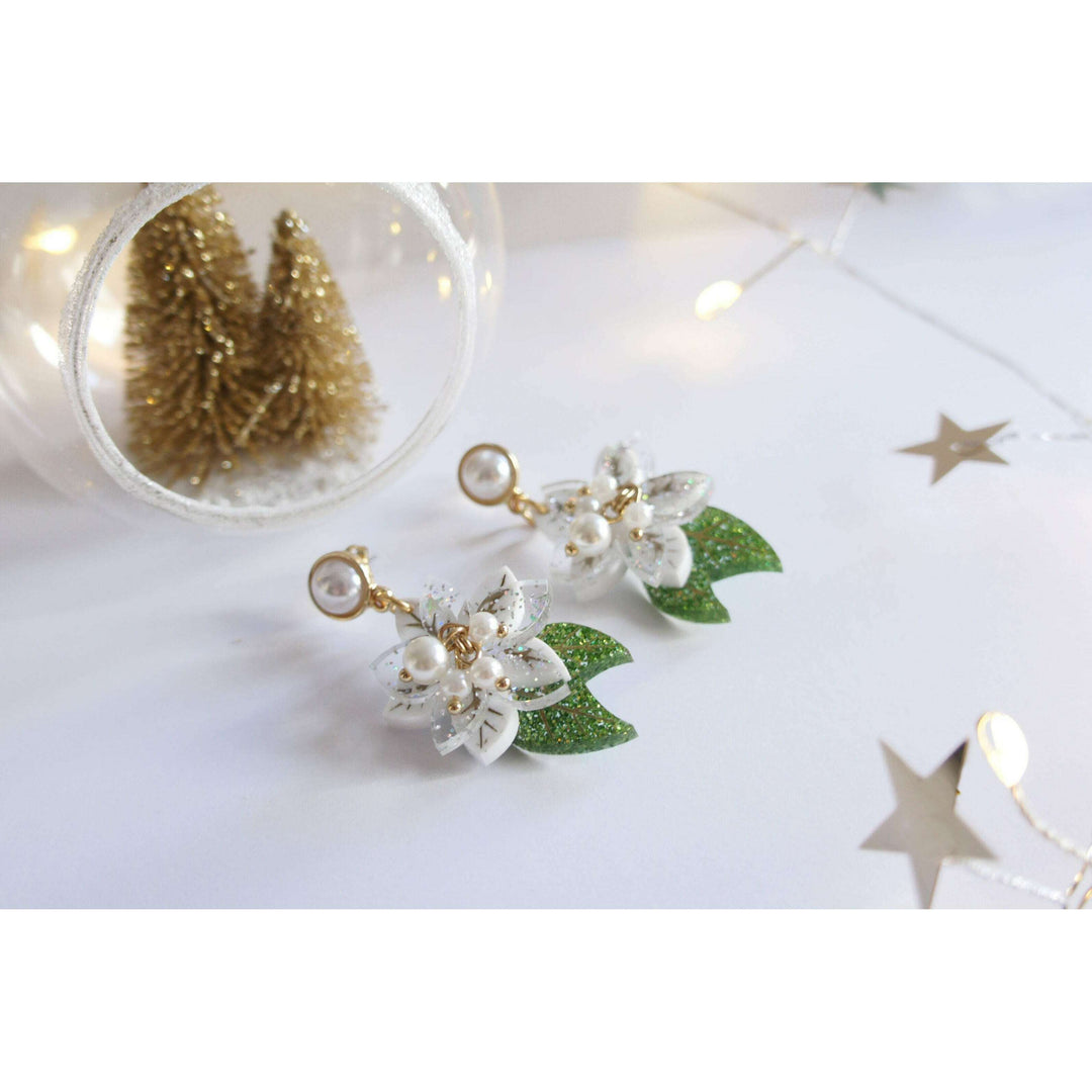 Winter Flowers Earrings by Laliblue