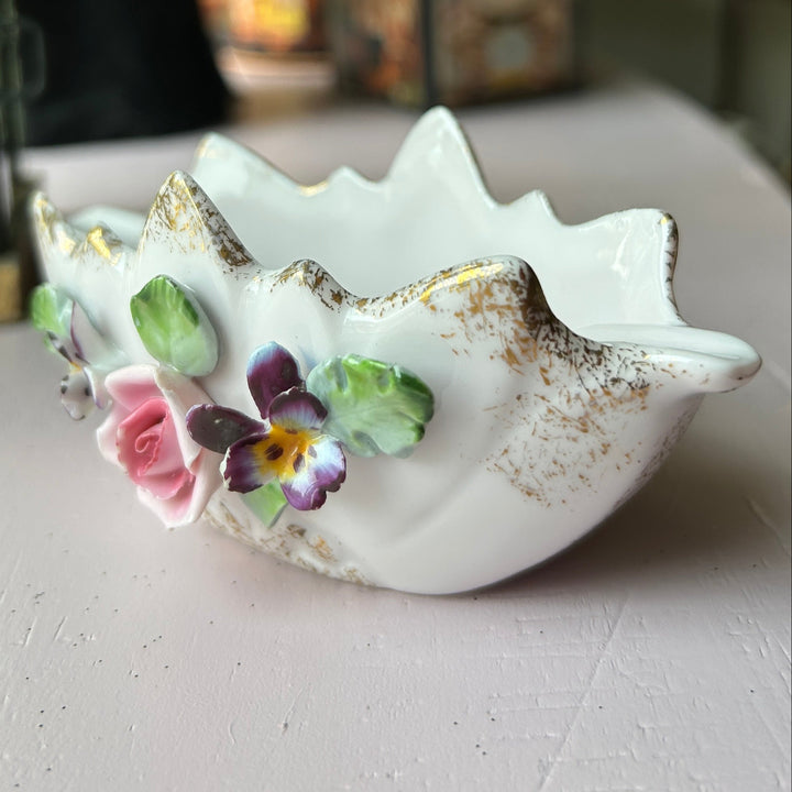Lefton trinket dish side angle